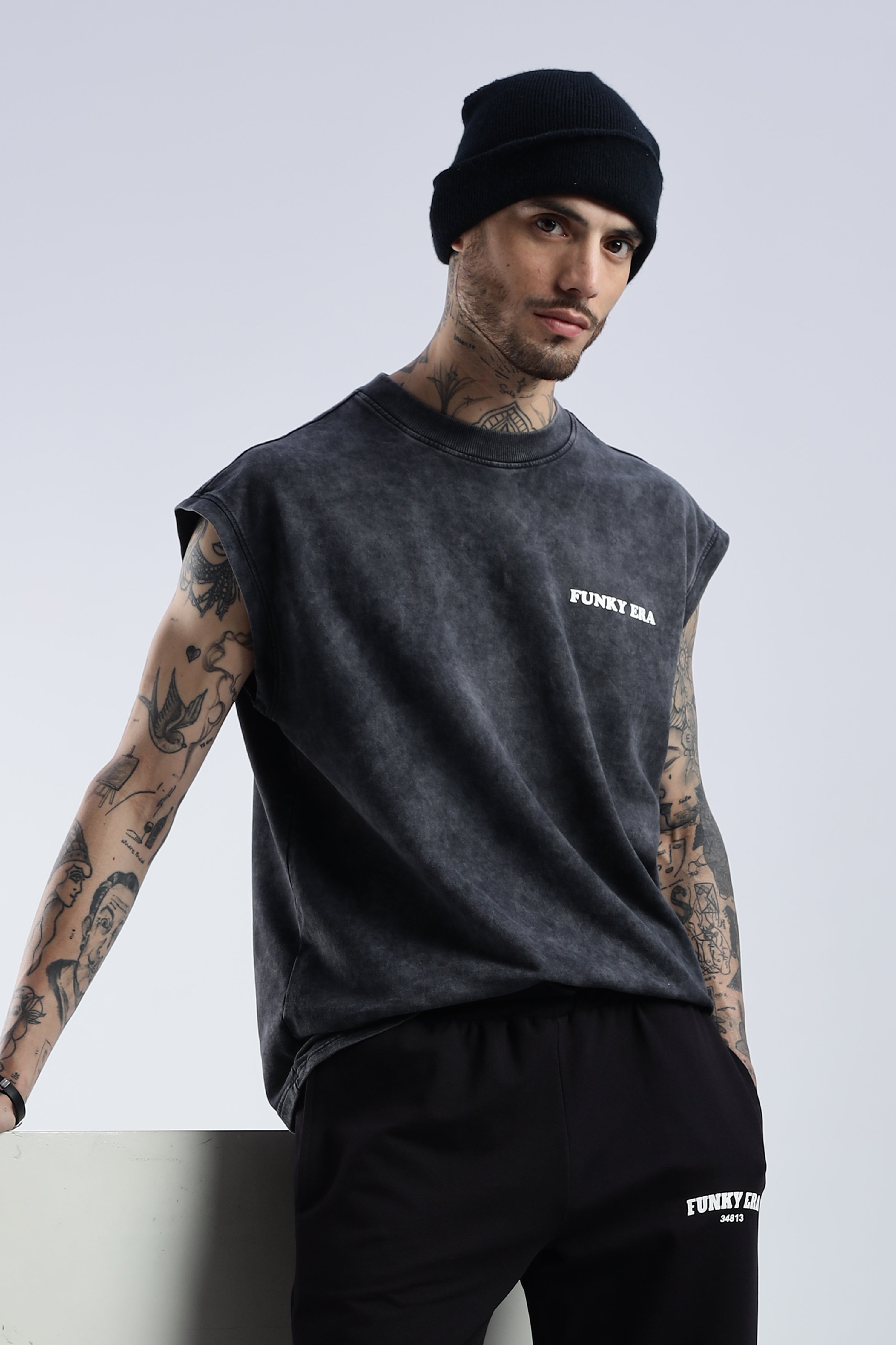 Acid Wash Black Signature Tank