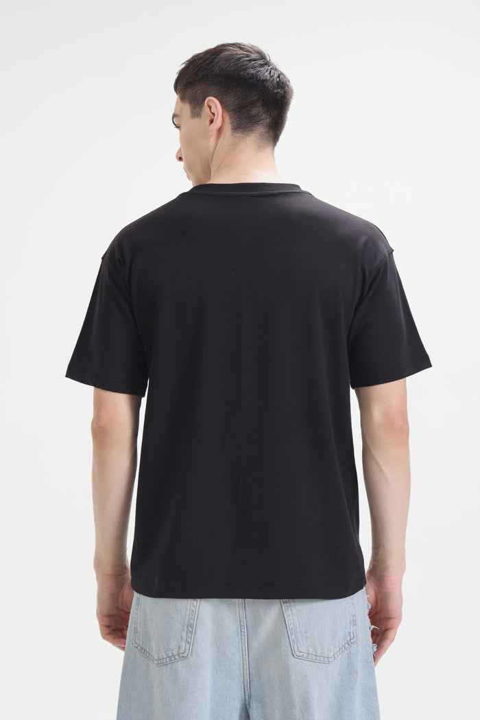 BLACK SIGNATURE OVERSIZED T-SHIRT