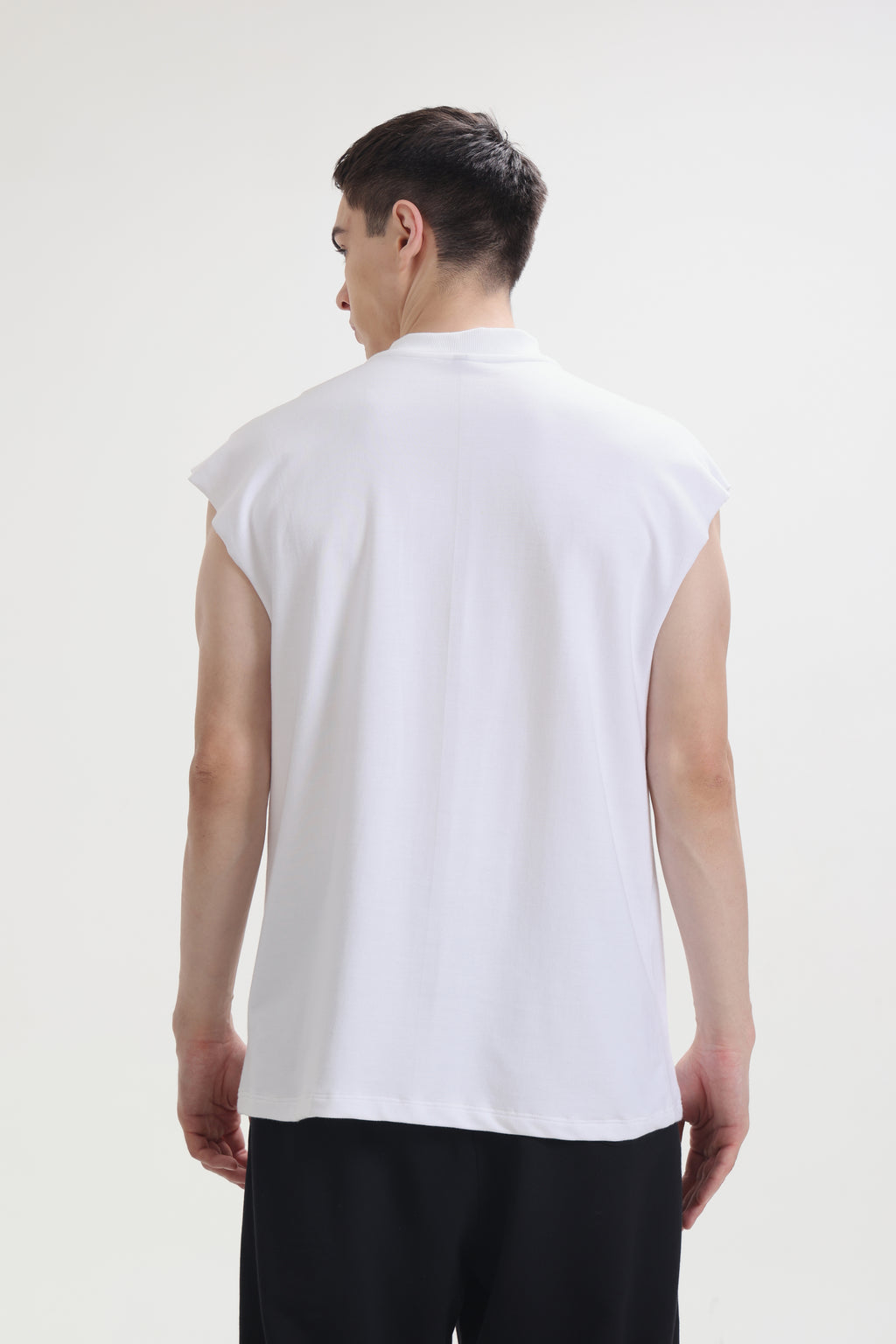 White Plane Tank