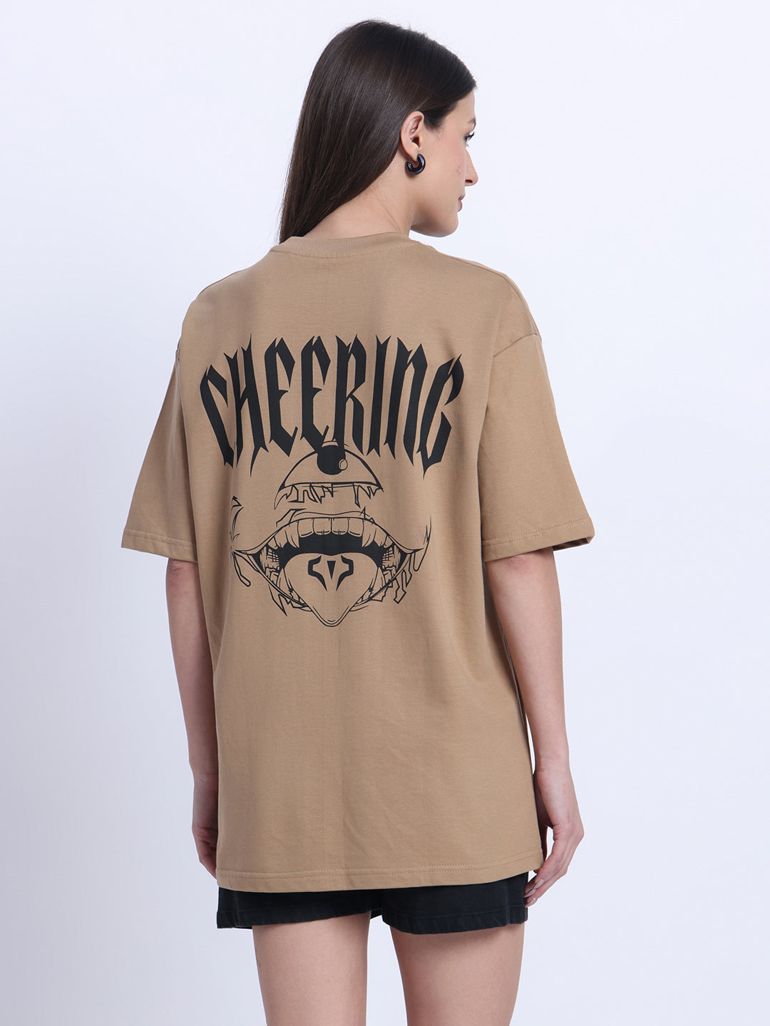 Cheering Beige Oversized Tee
