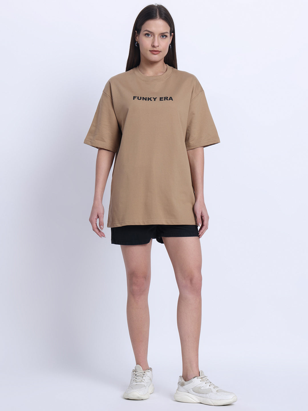 Cheering Beige Oversized Tee