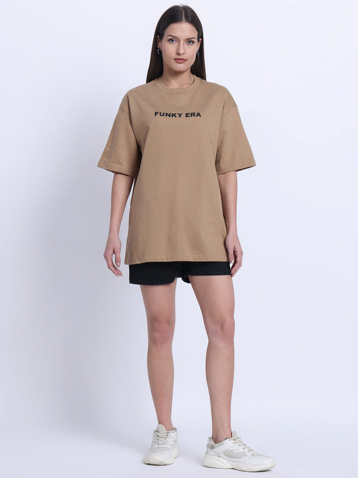 Cheering Beige Oversized Tee