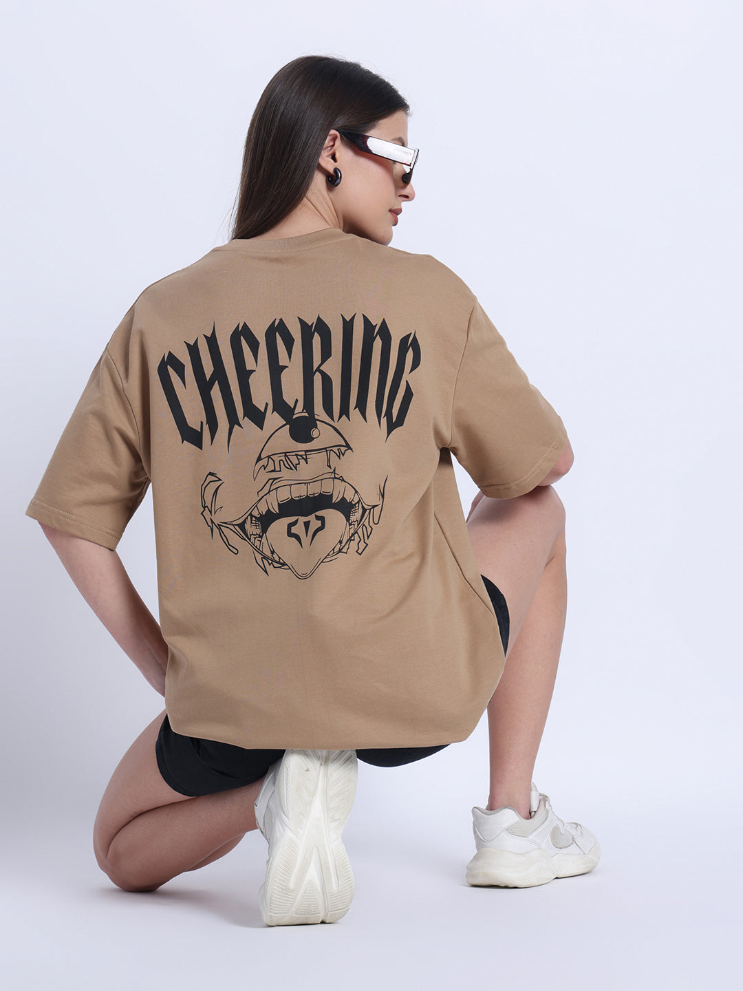 Cheering Beige Oversized Tee
