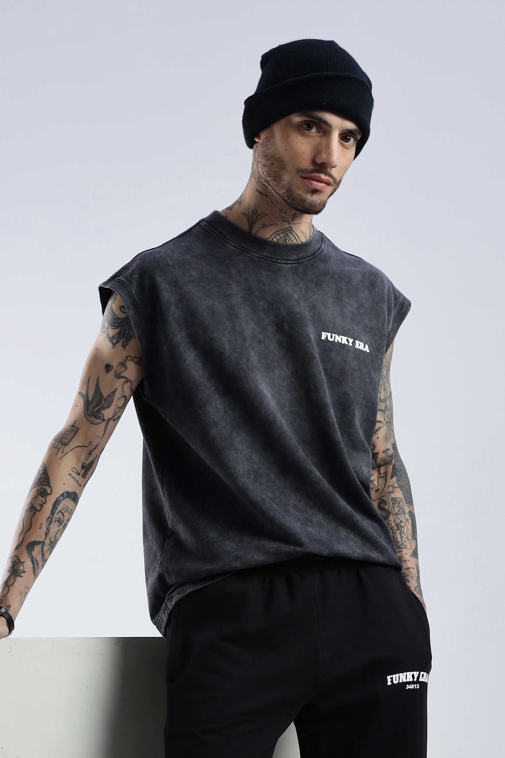Acid Wash Black Signature Tank