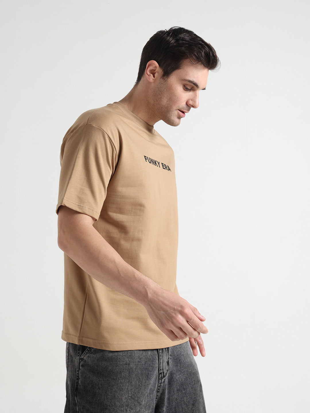 Cheering Beige Oversized Tee